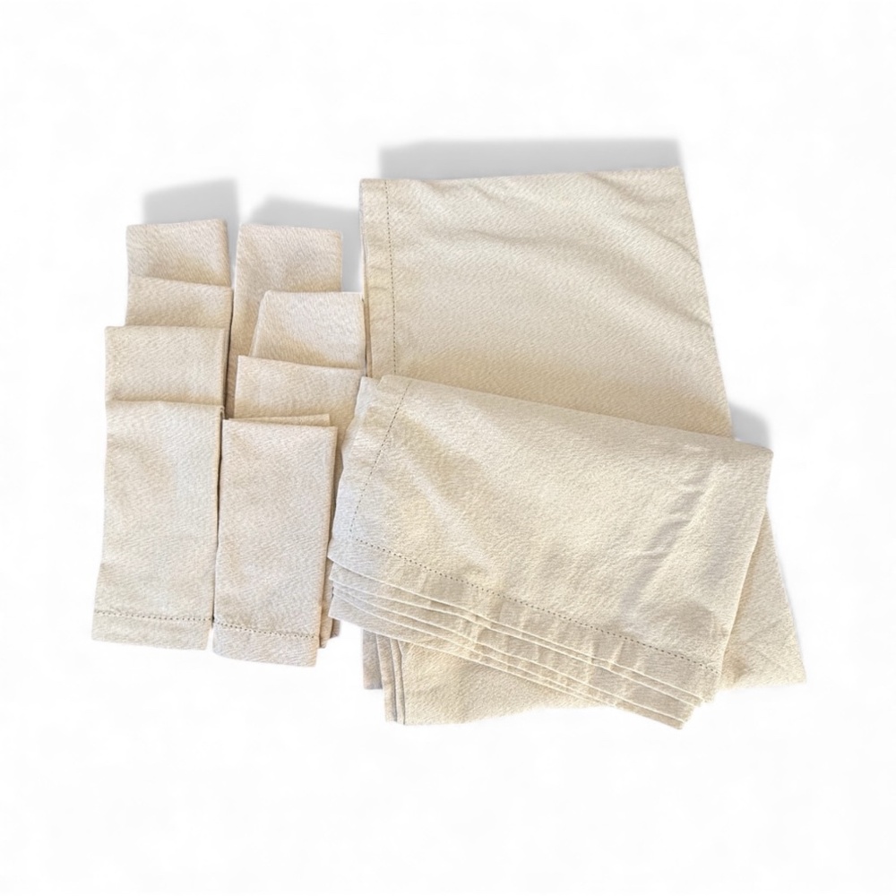 Large Tablecloth and 6 Napkins by Bee & Willow Cream Gold Metallic Accents